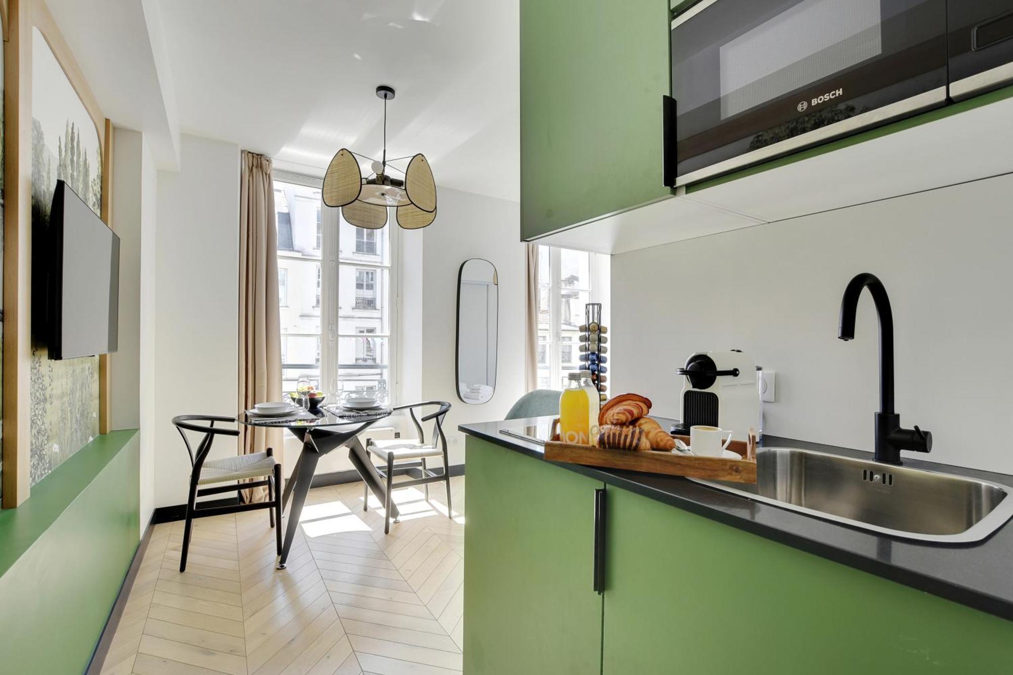 Sereners - Charming Serviced - Bastille Appartement Parijs